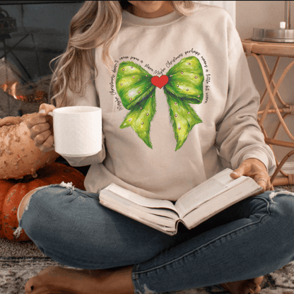 Christmas Green Bow Graphic Long Sleeve Sweatshirt - Hiyatee