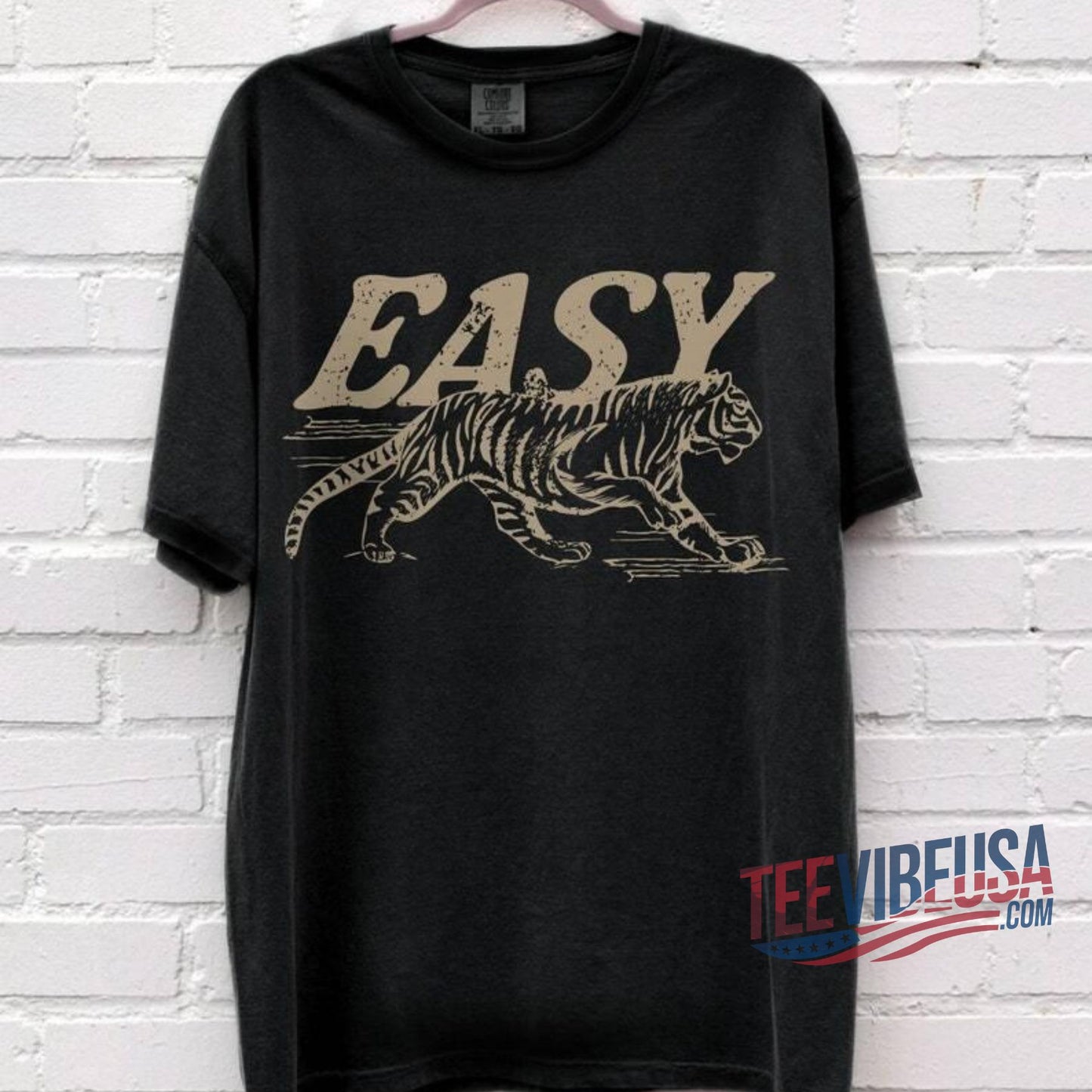 Easy Tiger Retro Graphic Tee – Boho Hippie Oversized T-Shirt